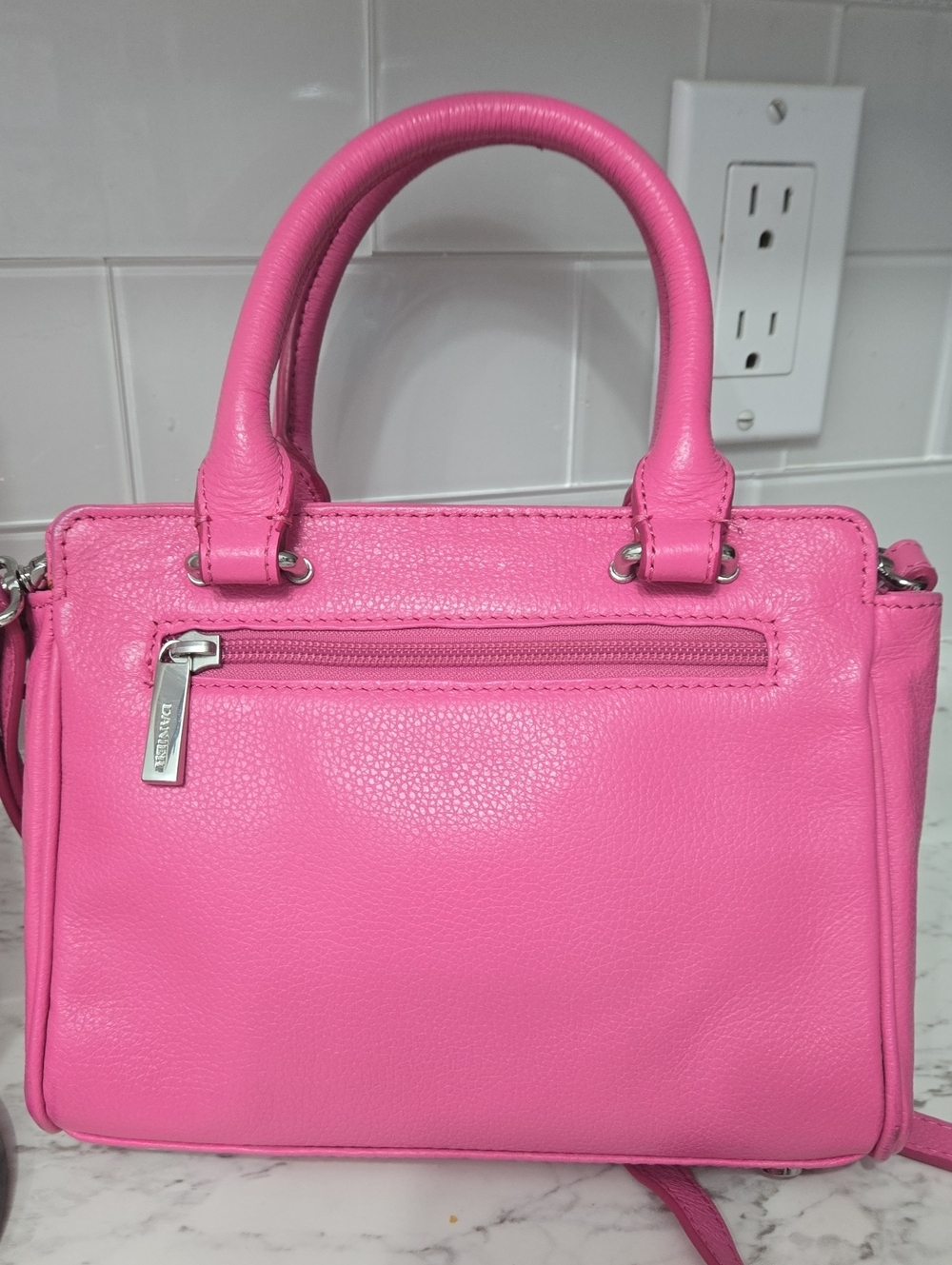 Danier Pink Bubble Gum  Leather Satchel Handbag with Lock Accent - Picture 4 of 8